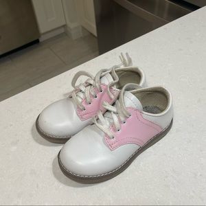 Toddler girl pink saddle shoes